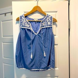 Joie embroidered top Size M